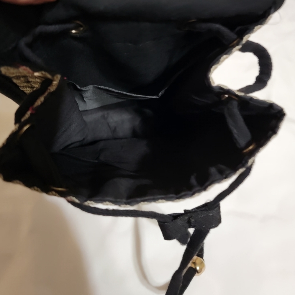 Backpack - Picture 4 of 8